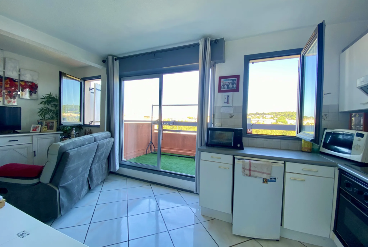 Cap d'Agde : Appartement 2 pièces avec vue dégagée à vendre 