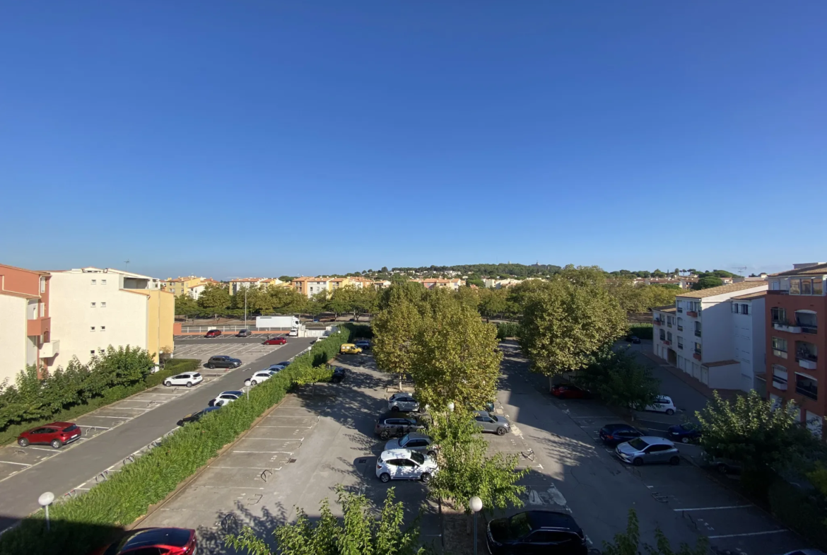 Cap d'Agde - Appartement 2 pièces avec vue dégagée à vendre 