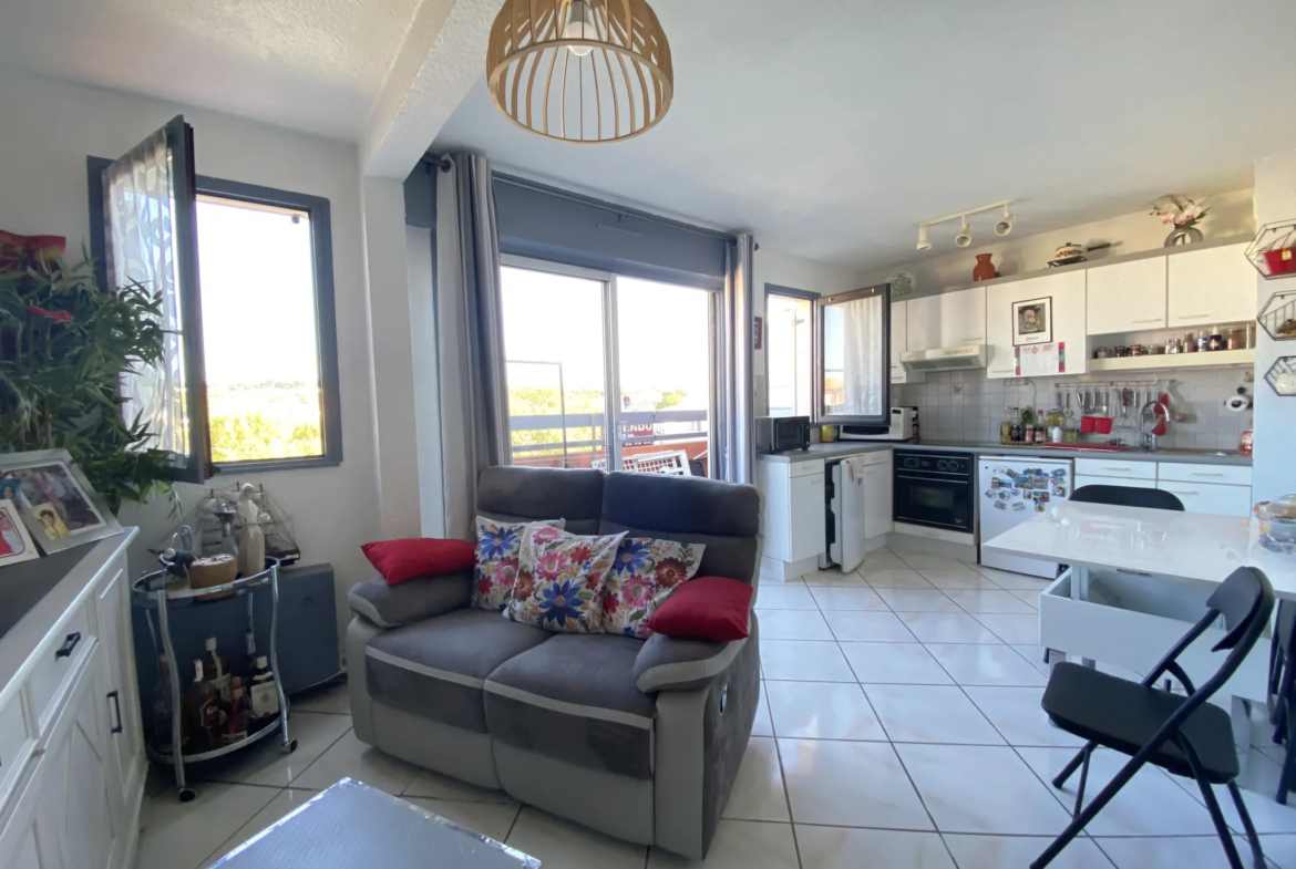 Cap d'Agde : Appartement 2 pièces avec vue dégagée à vendre 