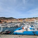 Appartement en Dernier Étage avec Vue à Port-Vendres