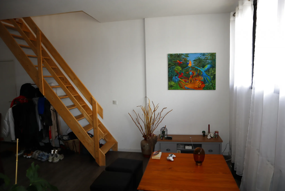 À vendre : Appartement type 4 avec stationnement en centre-ville d'Autun 