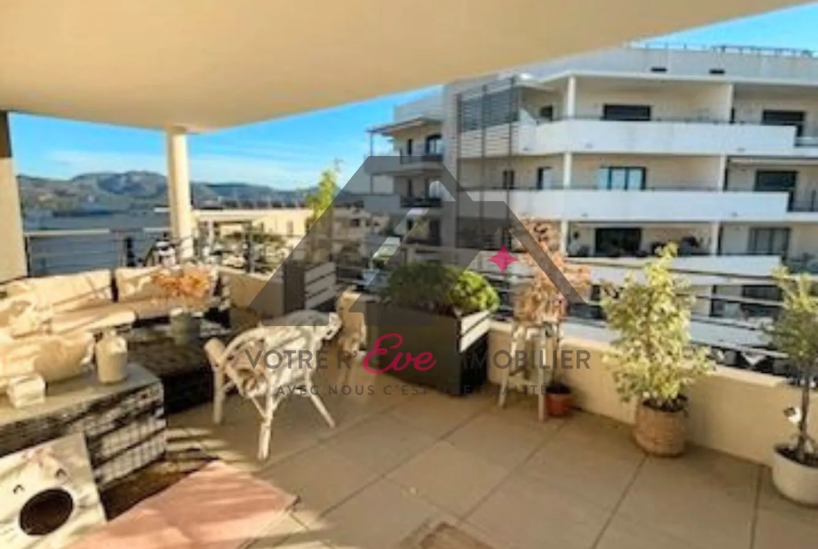 À Saint-Raphaël, superbe appartement avec balcon et piscine 