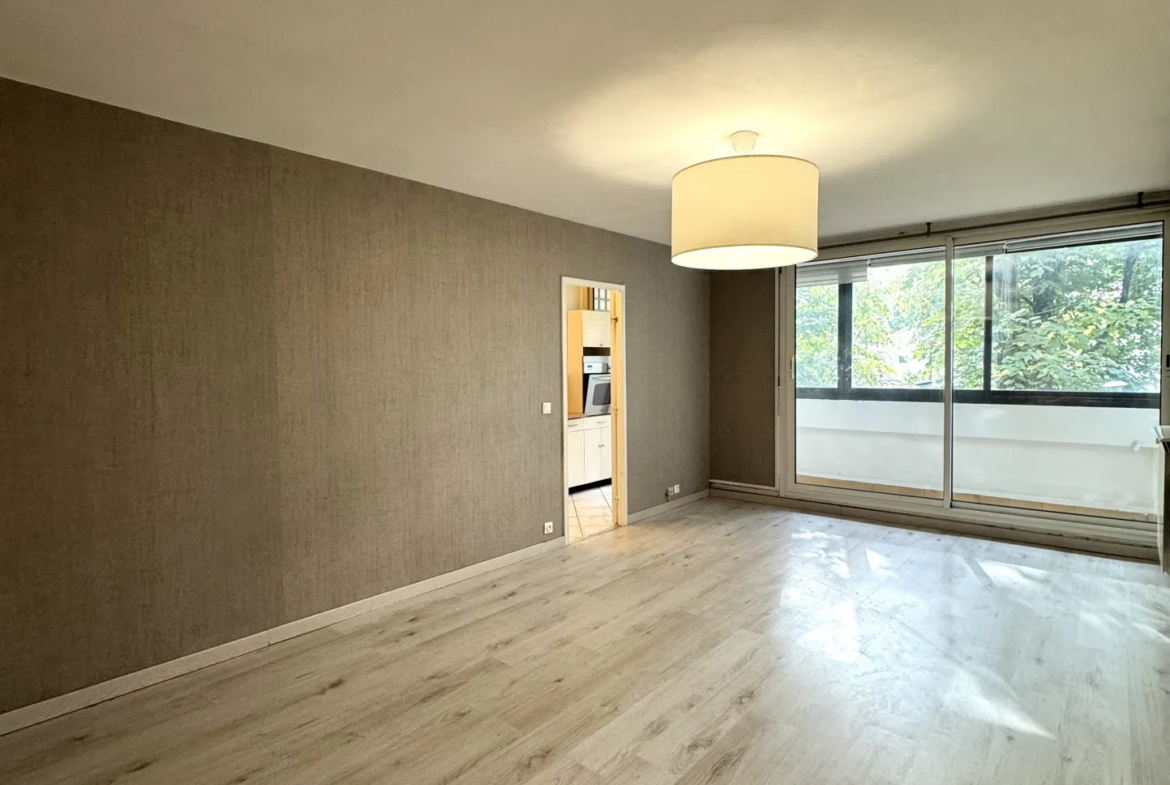 Appartement F2 à Villepinte - 56 m² - 125 000 € 