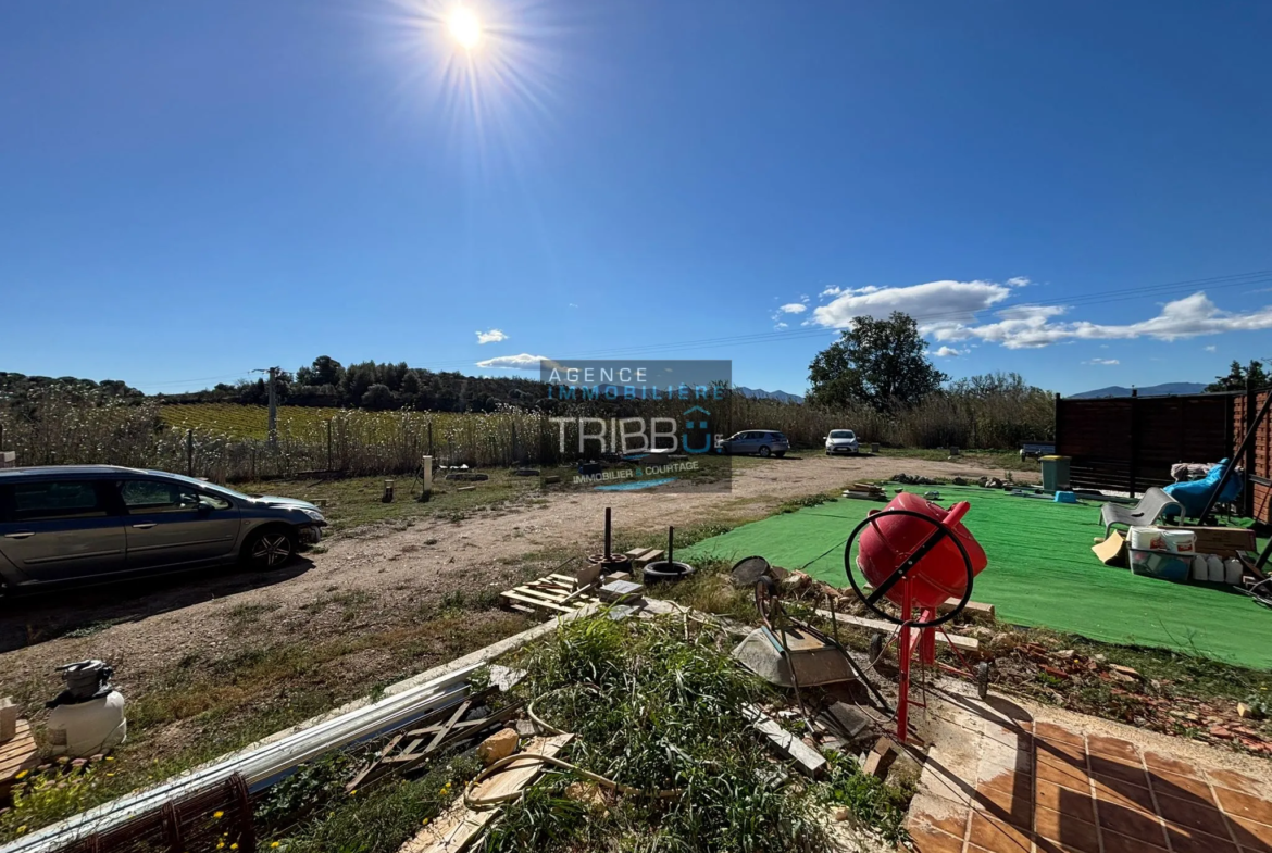 Maison à Pollestres - 4 pièces avec garage et terrain de 1 200 m² 