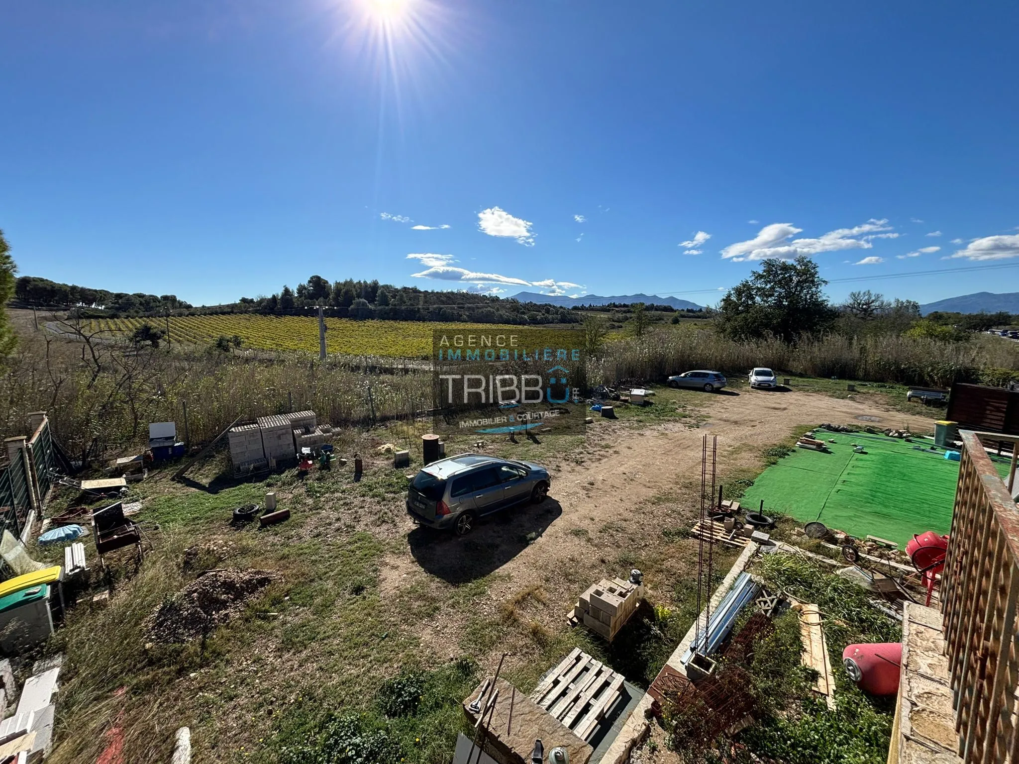 Maison à Pollestres - 4 pièces avec garage et terrain de 1 200 m² 