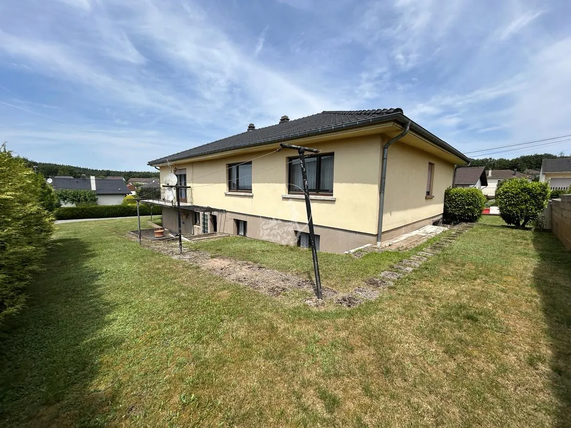 Maison familiale de plain-pied avec sous-sol complet à Creutzwald 