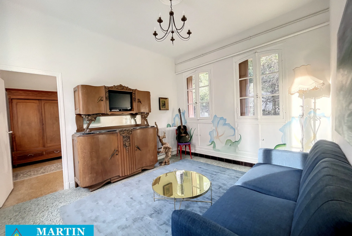 Maison avec 3 Appartements à Amélie-les-Bains 