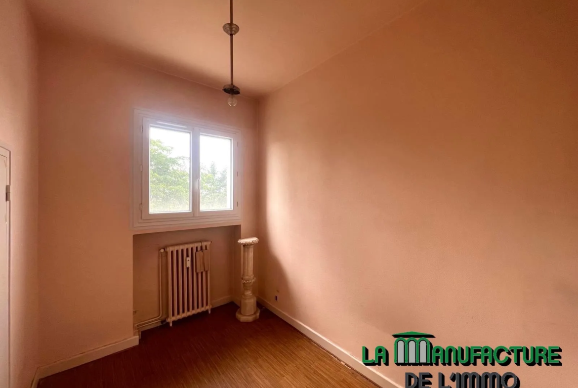 À vendre : Appartement F5 à Saint-Étienne Monthieu avec garage et cave 