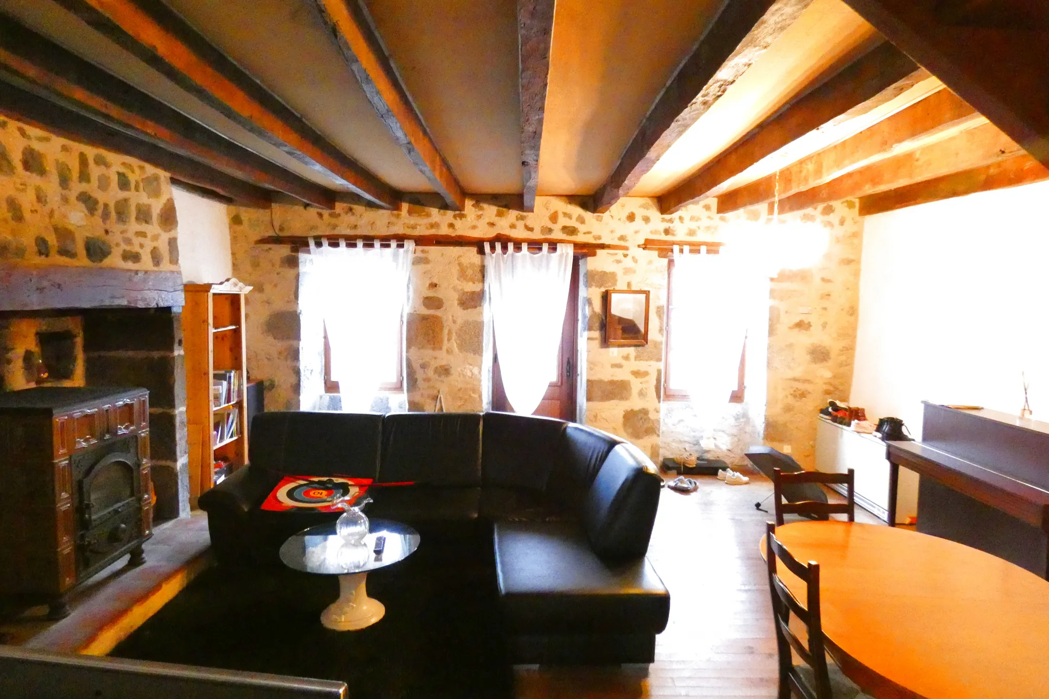 À vendre : Maison auvergnate en pierre à Aurillac - 4 chambres 