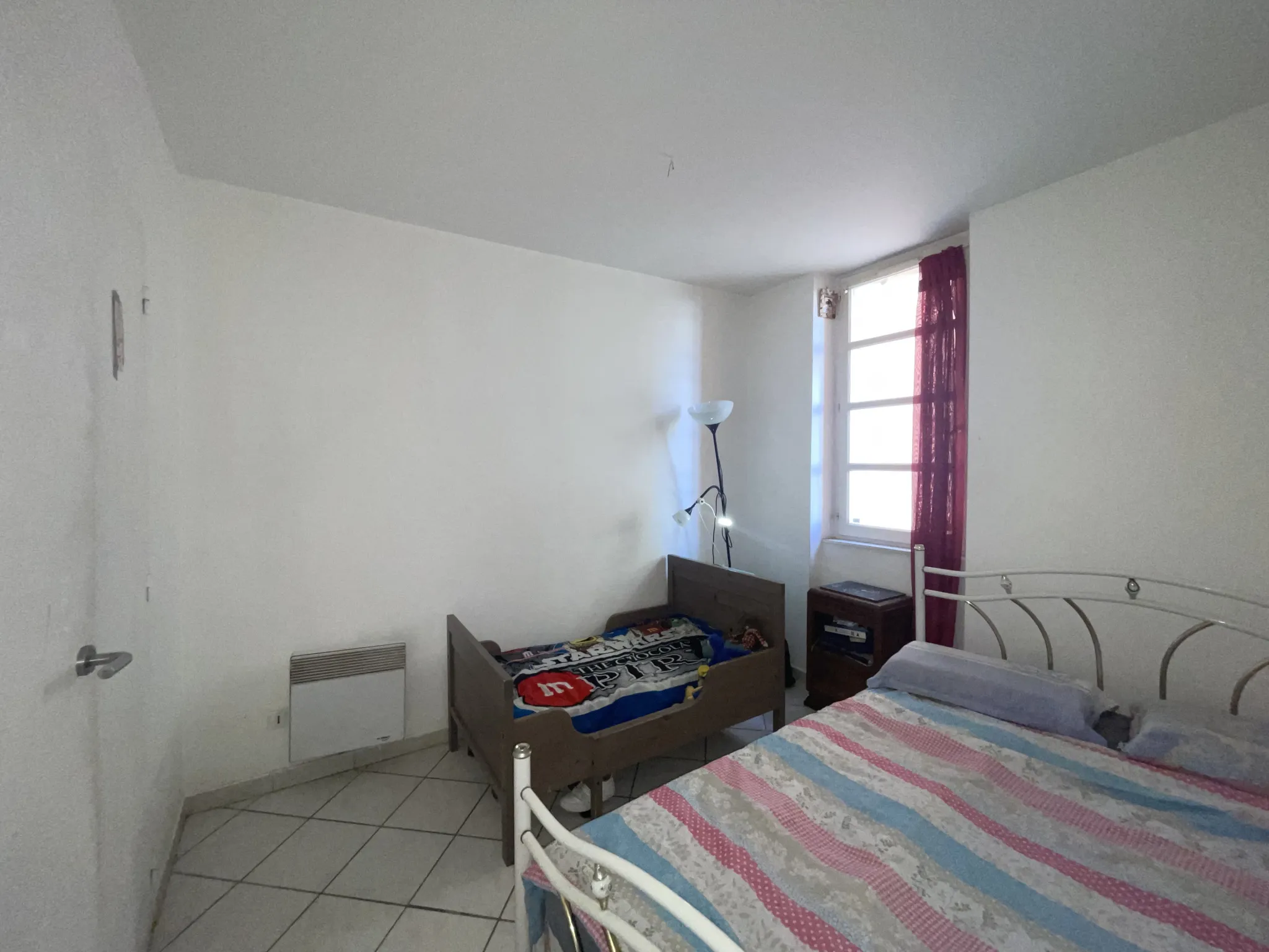 À vendre : Appartement 2 pièces de 52 m² à Toulon, quartier Saint Louis 