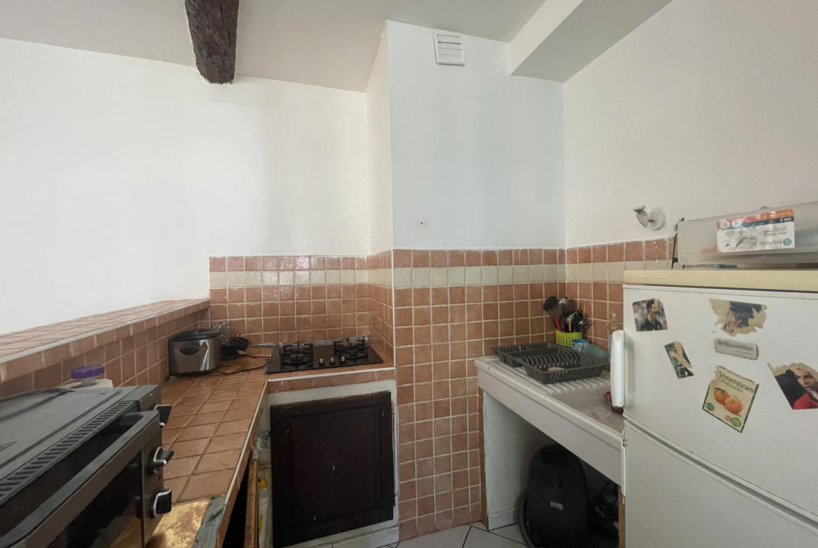 À vendre : Appartement 2 pièces de 52 m² à Toulon, quartier Saint Louis 