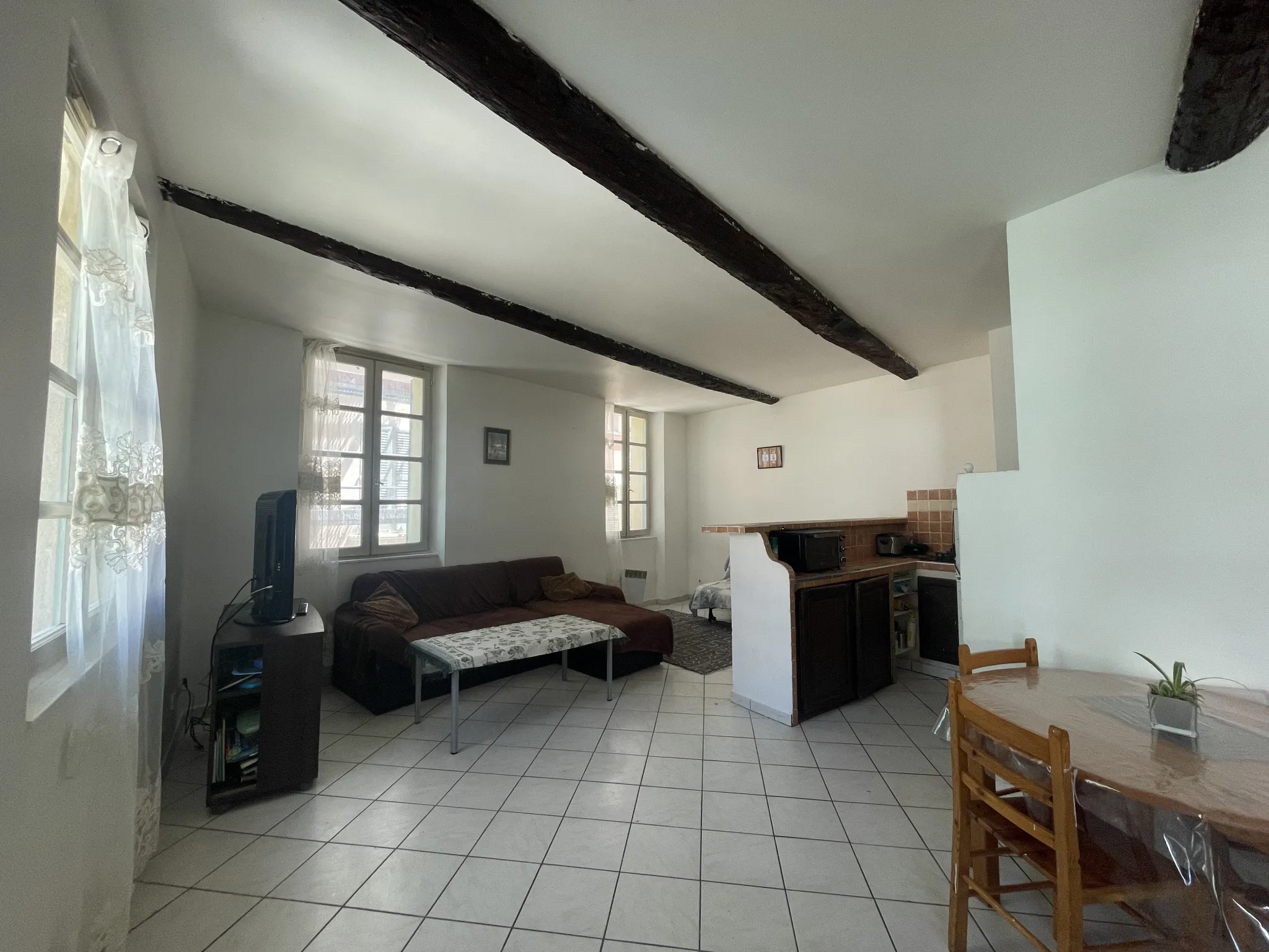 À vendre : Appartement 2 pièces de 52 m² à Toulon, quartier Saint Louis 