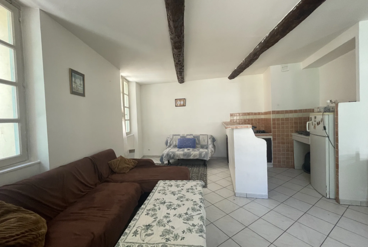 À vendre : Appartement 2 pièces de 52 m² à Toulon, quartier Saint Louis 