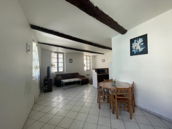 À vendre : Appartement 2 pièces de 52 m² à Toulon, quartier Saint Louis