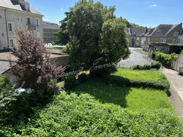 Appartement rénové de 54 m² à Nevers à vendre