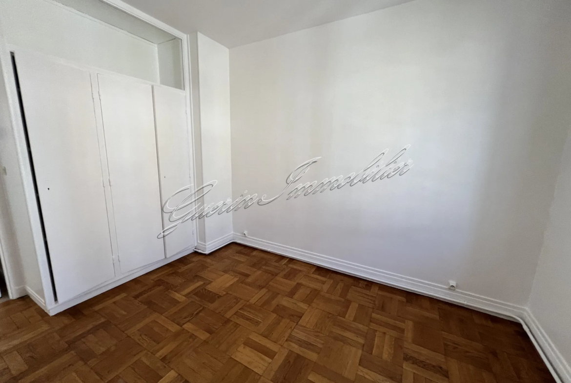 Appartement rénové de 54 m² à Nevers à vendre 