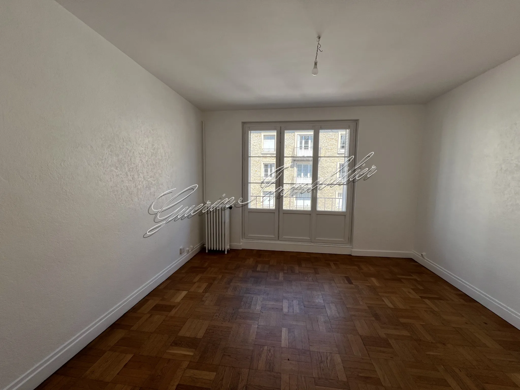 Appartement rénové de 54 m² à Nevers à vendre 