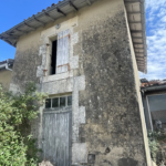 Maison ancienne à rénover à Semussac proche des plages