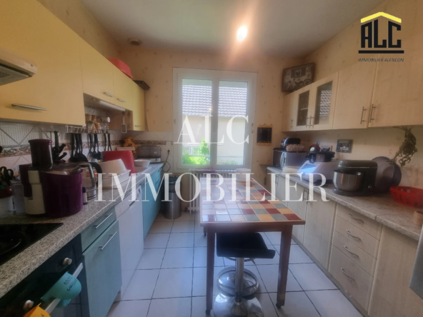 Maison à vendre au centre-ville d'Alençon - 165 m²