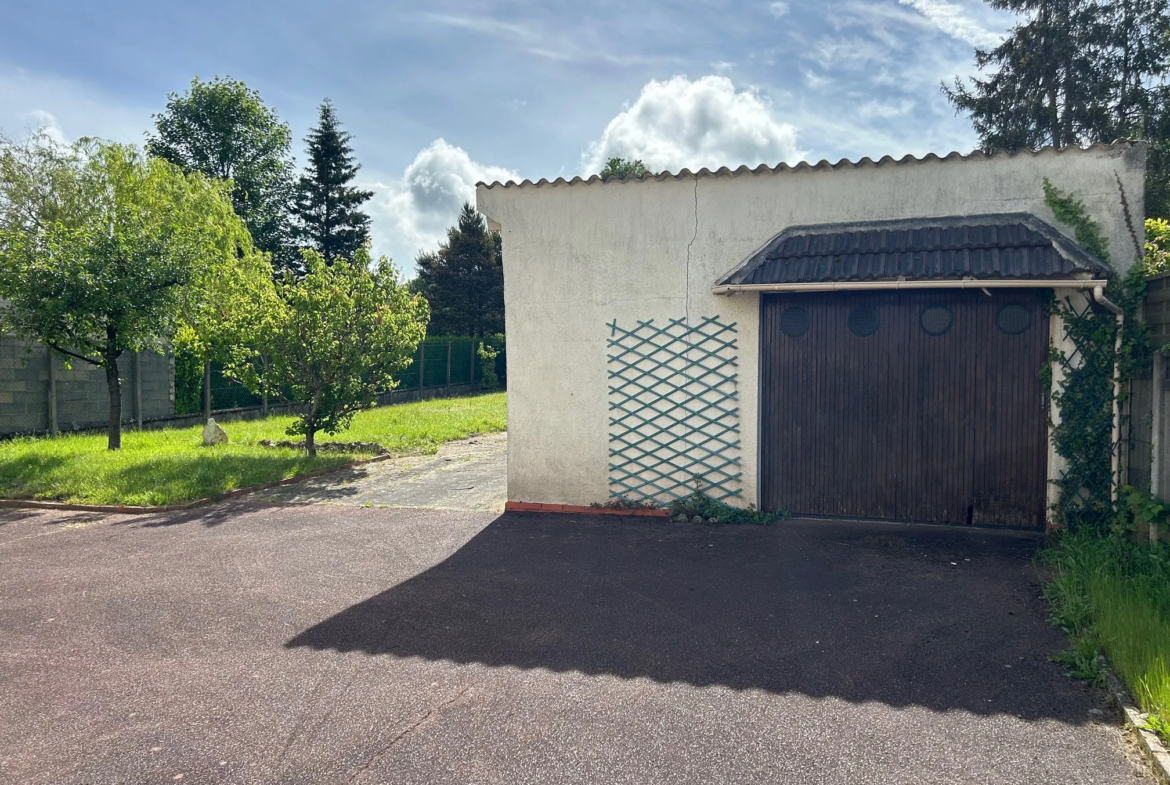 Maison 5 pièces à Morigny Champigny avec jardin et dépendances 