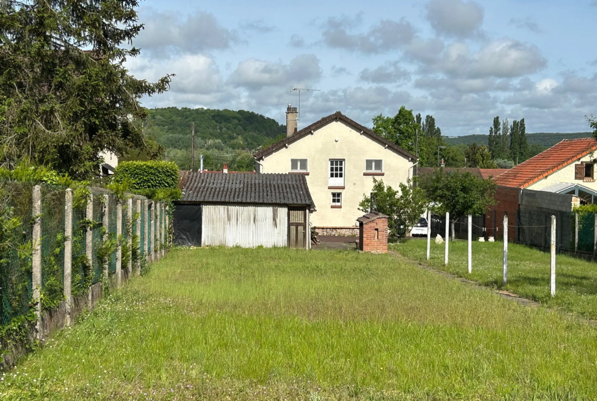 Maison 5 pièces à Morigny Champigny avec jardin et dépendances 