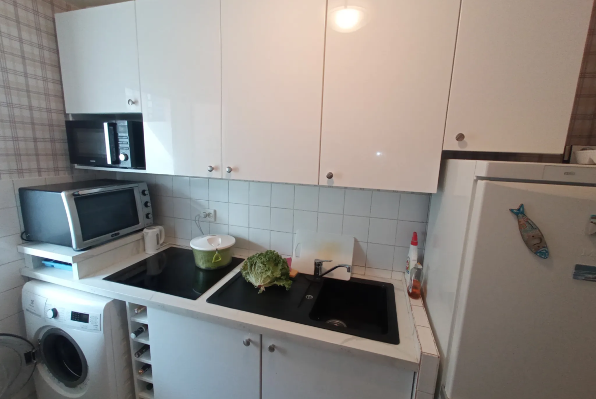 À vendre : Appartement F2 à Cergy Préfecture avec Balcon et Parking 