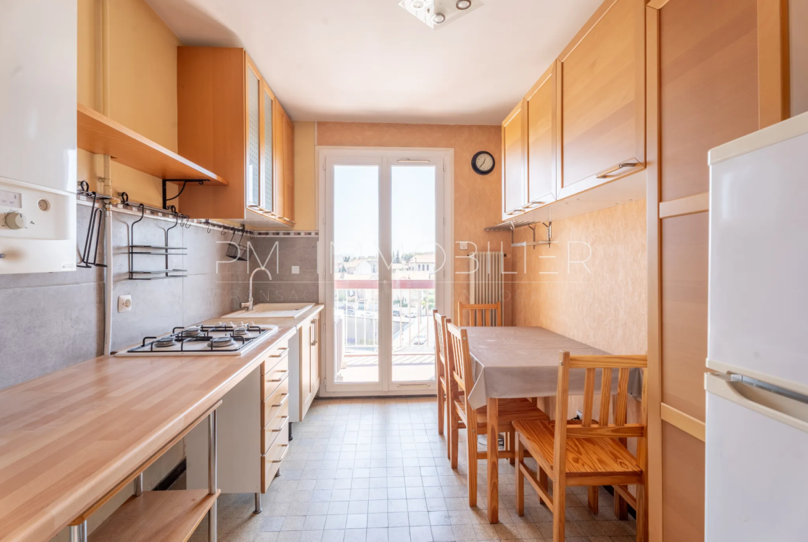 À vendre : Appartement T2 avec vue dégagée à Marseille 