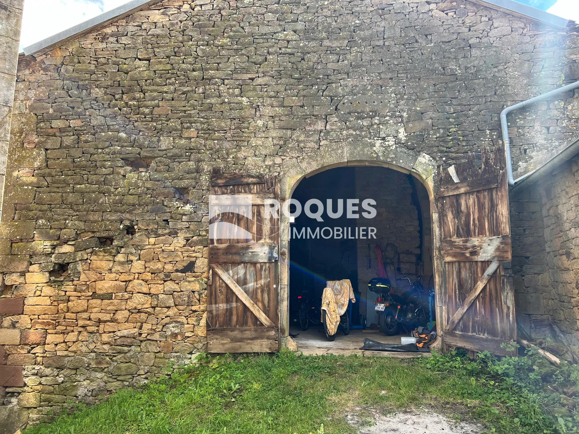 Château de la Commanderie hospitalière du XVème siècle à Martrin 