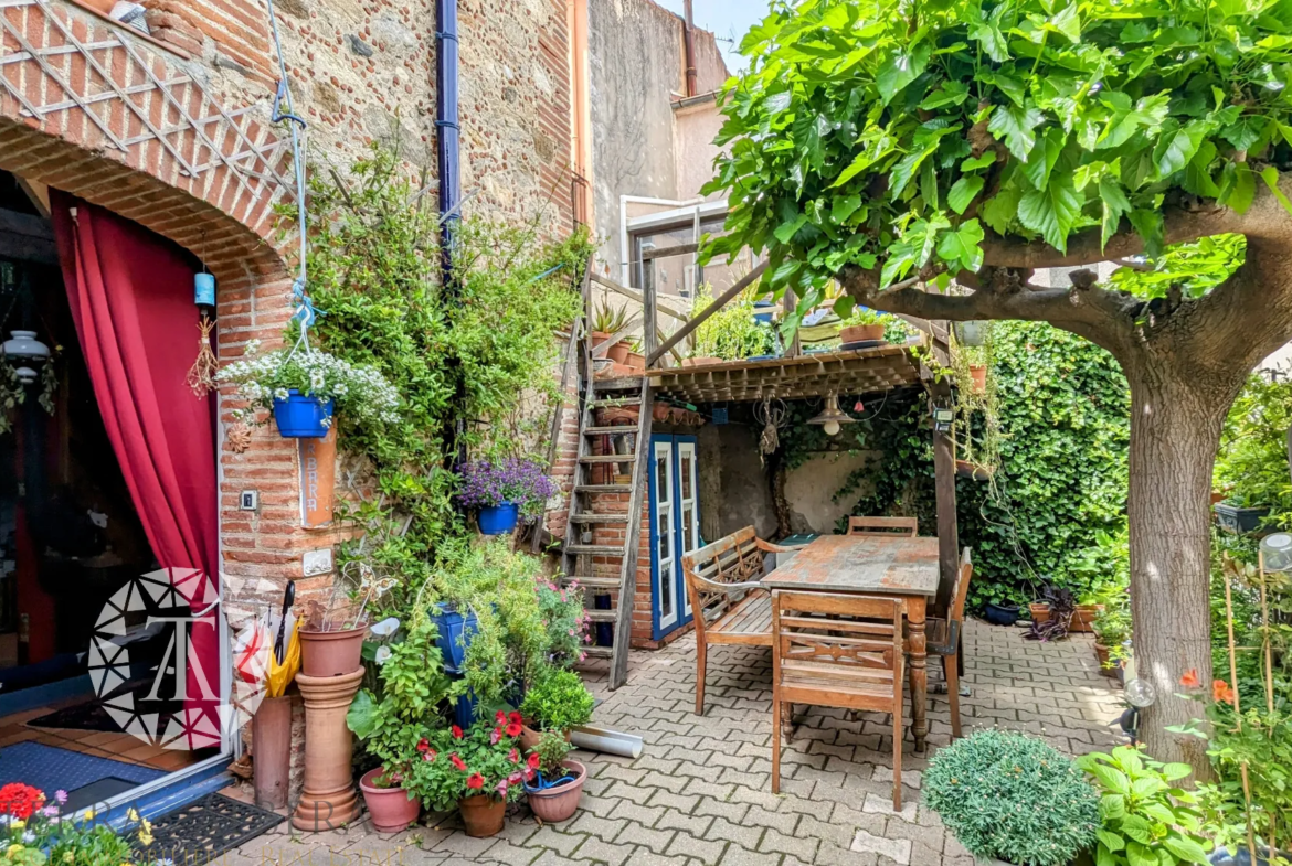 Maison de caractère rénovée en loft à St André 