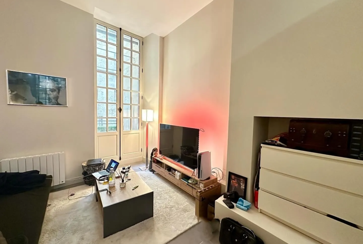 Appartement studio à vendre à Bordeaux - Porte de Bourgogne avec terrasse 