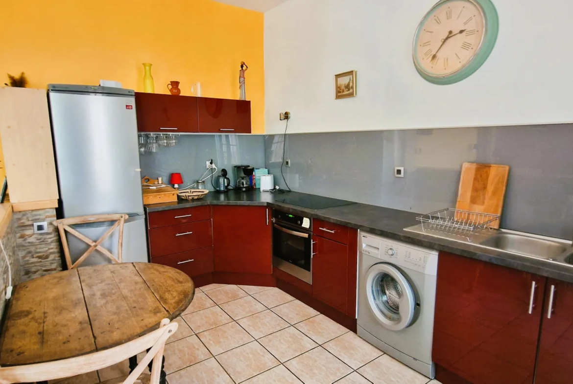 Appartement T2 rénové à vendre à Céret - 68 m² dans l'hyper centre 