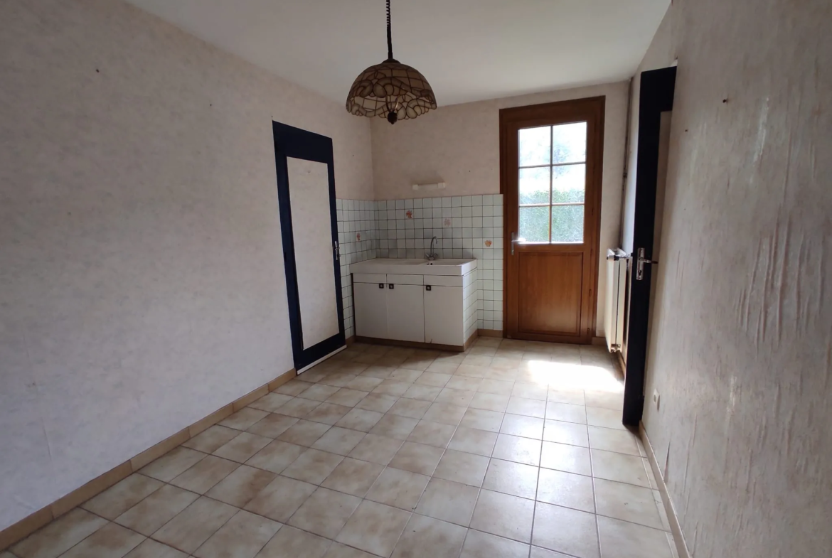 Maison avec grange à vendre à St Denis sur Sarthon - 95 m² 