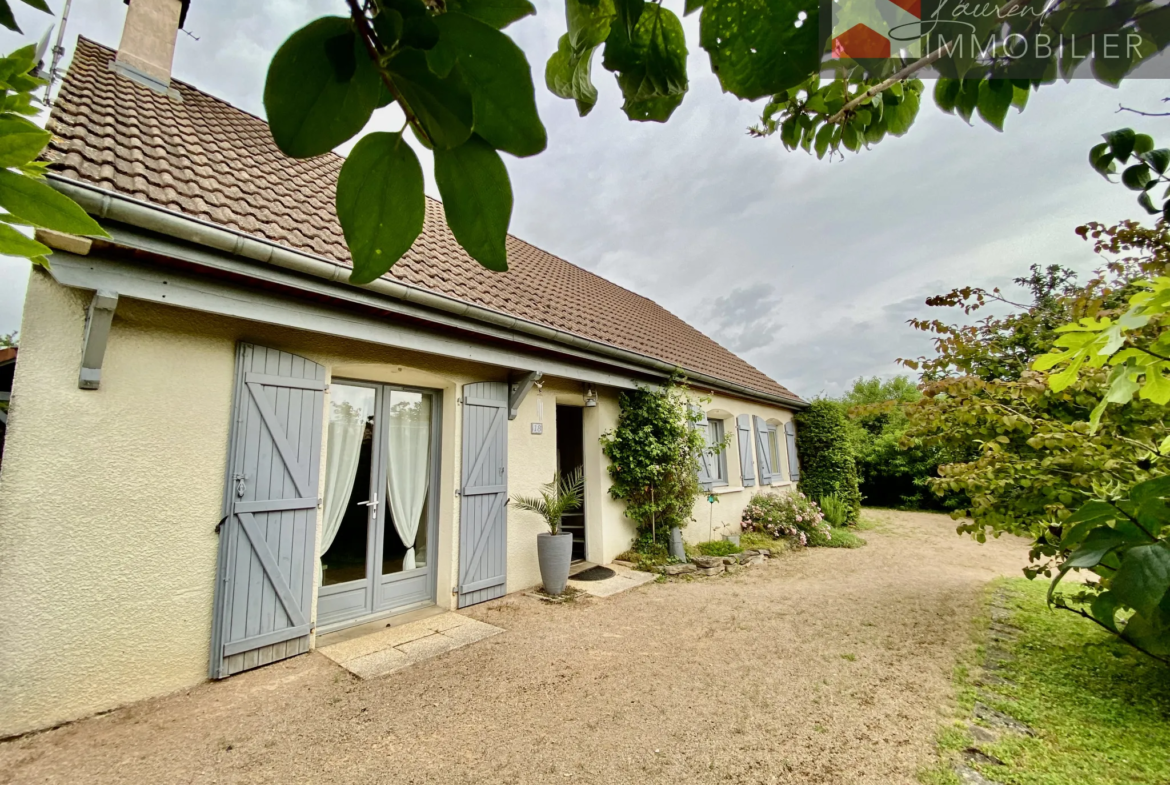 Maison 4 chambres à Sennecey-Le-Grand de 135m2 à vendre 