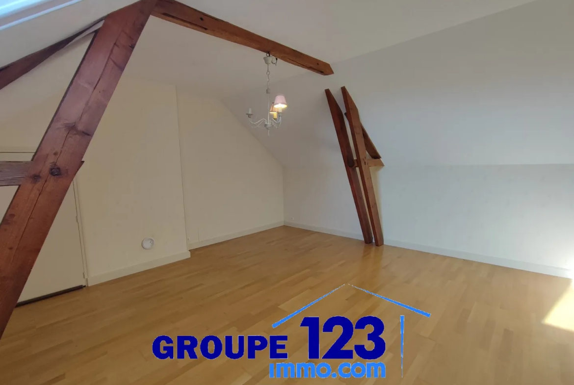 Magnifique Longère à La Ramée, Bussy-en-Othe – 154 m² 