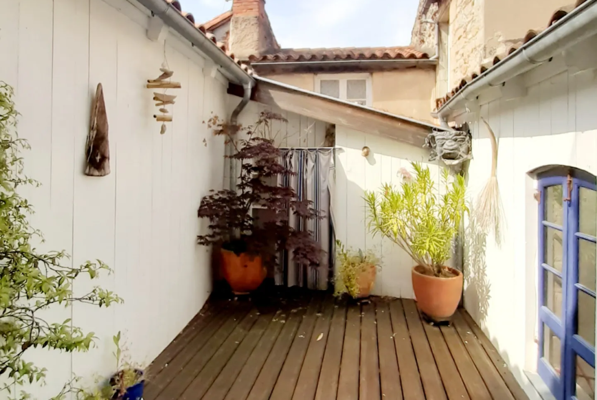 Maison de maître à vendre au cœur de Saint-Affrique 