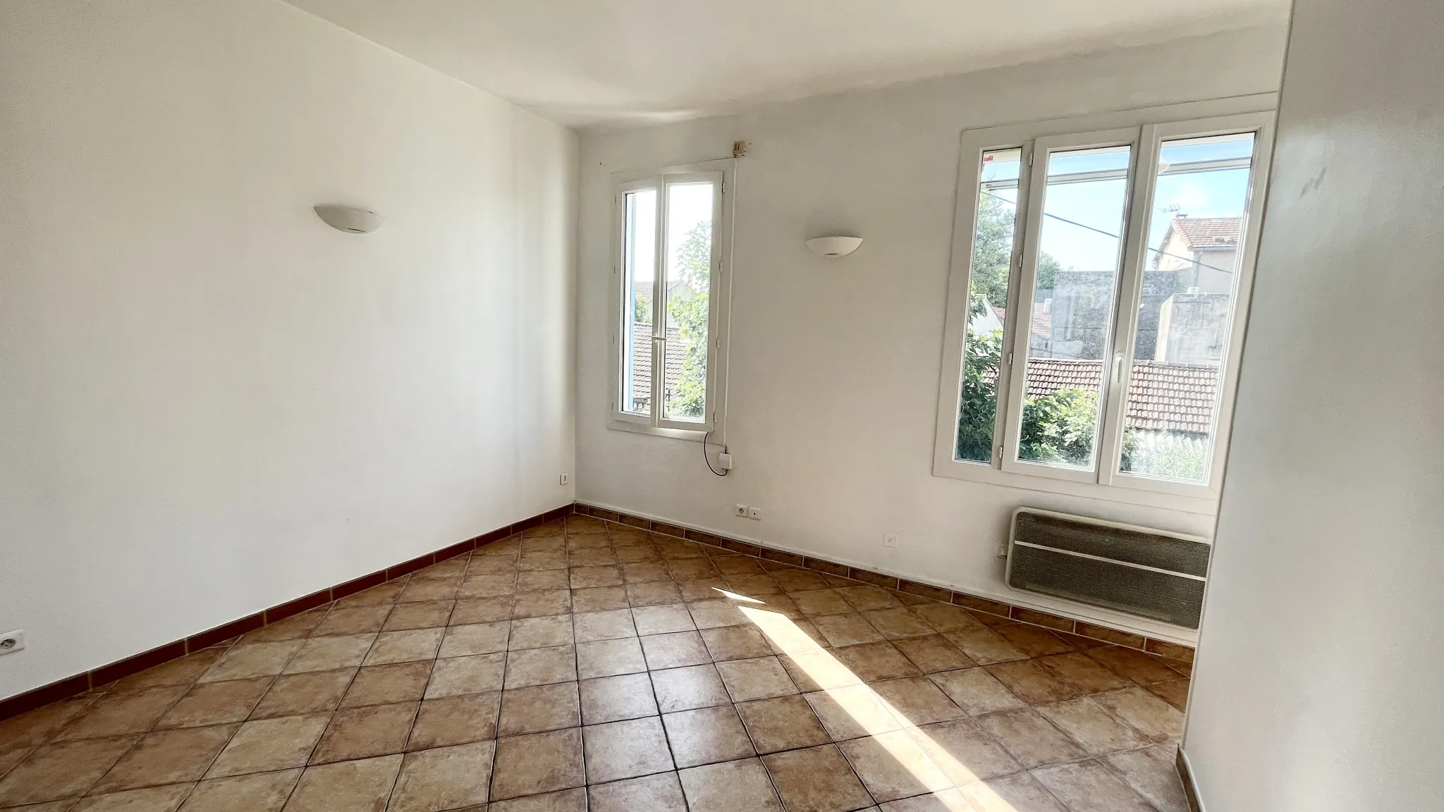 Appartement T2 de 43 m² avec terrasse à Avignon à vendre 