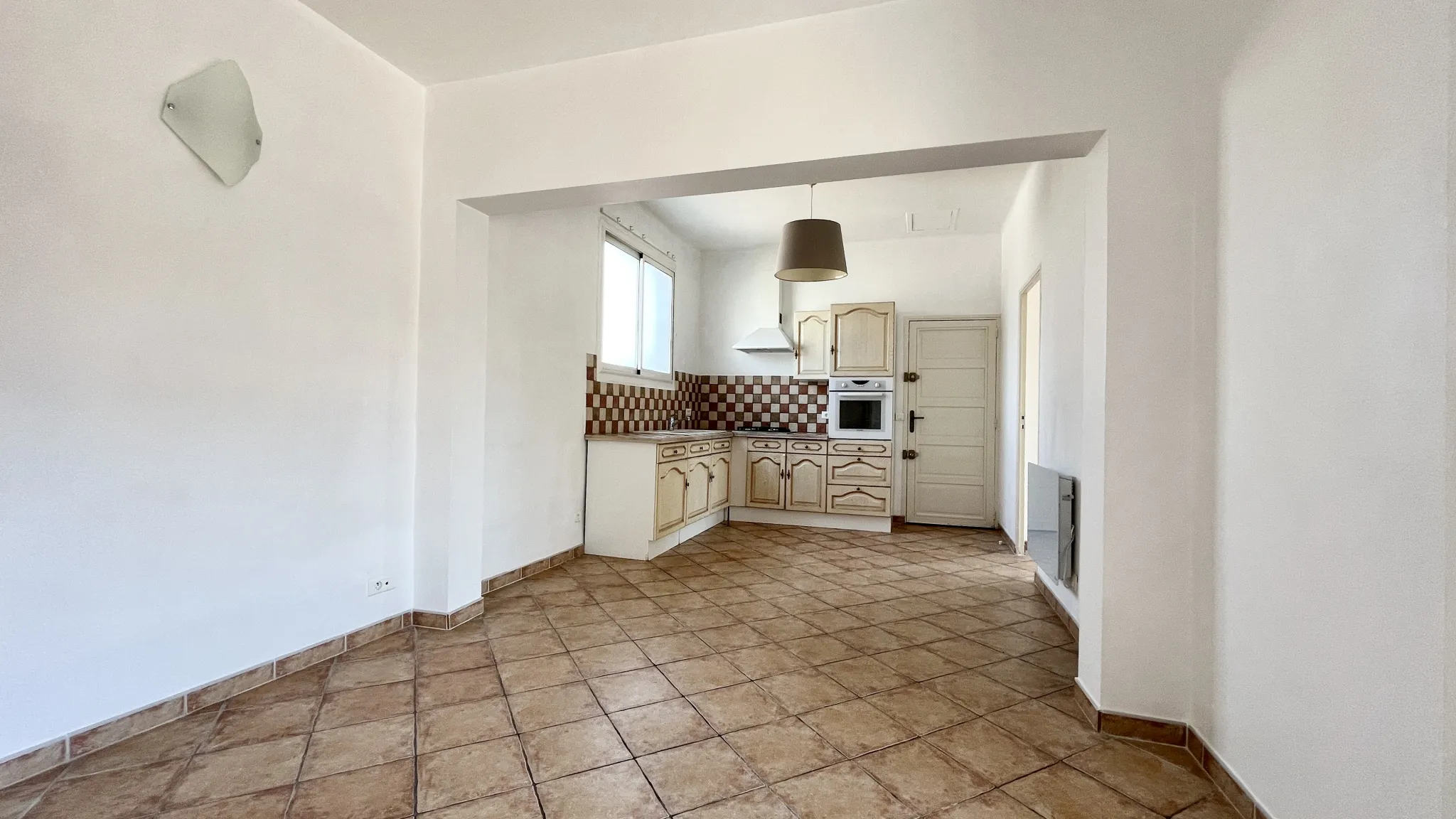 Appartement T2 de 43 m² avec terrasse à Avignon à vendre 