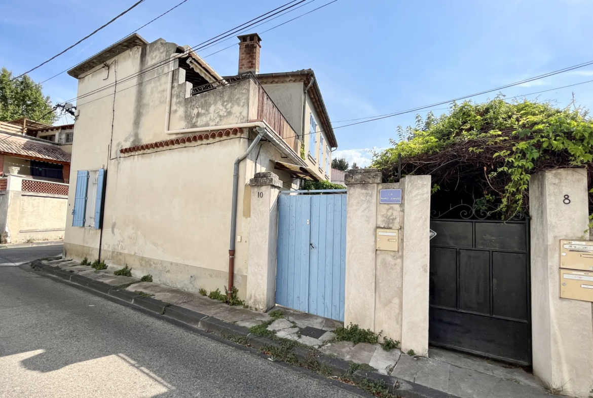 Appartement T2 de 43 m² avec terrasse à Avignon à vendre 