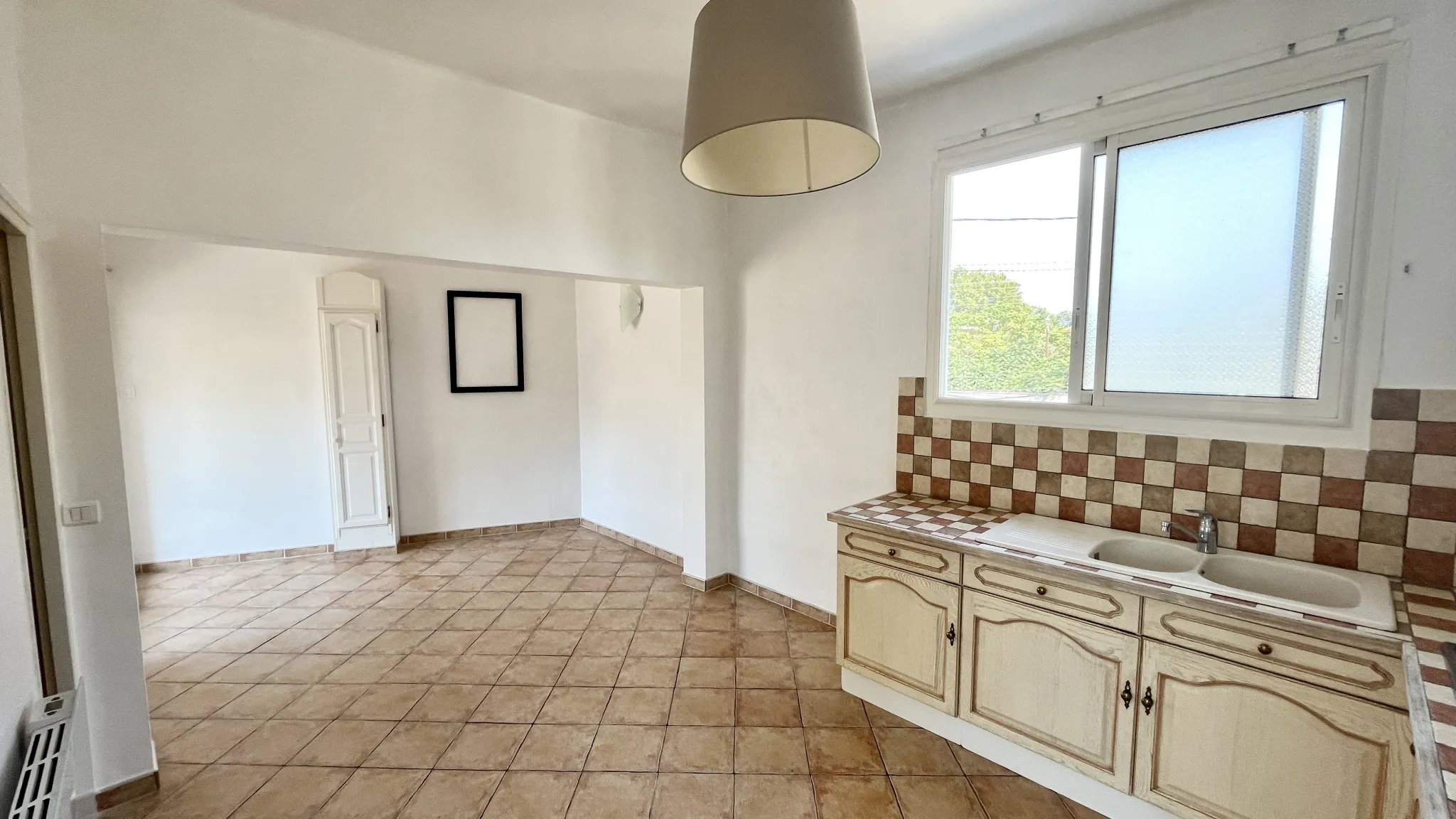 Appartement T2 de 43 m² avec terrasse à Avignon à vendre 