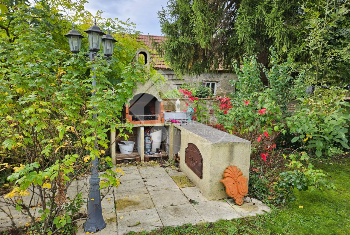 Maison de Plain-pied à Vaumas avec Terrain et Studio Indépendant 