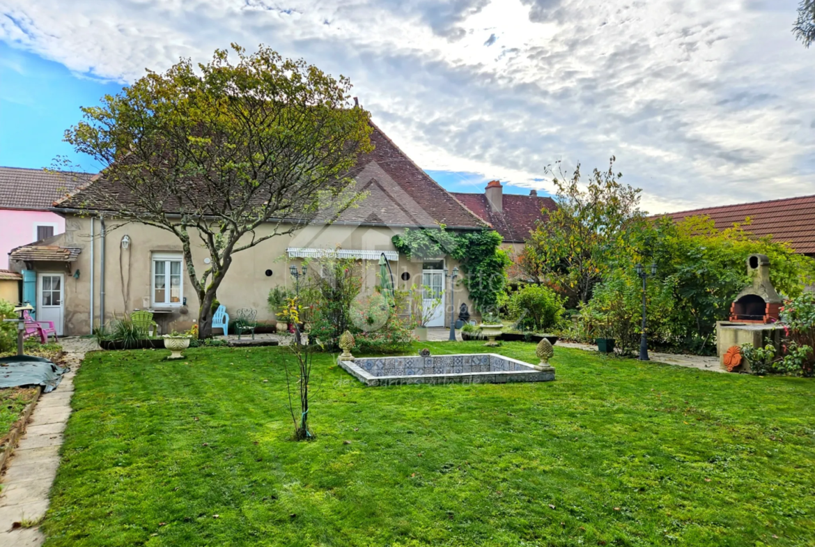 Maison de Plain-pied à Vaumas avec Terrain et Studio Indépendant 