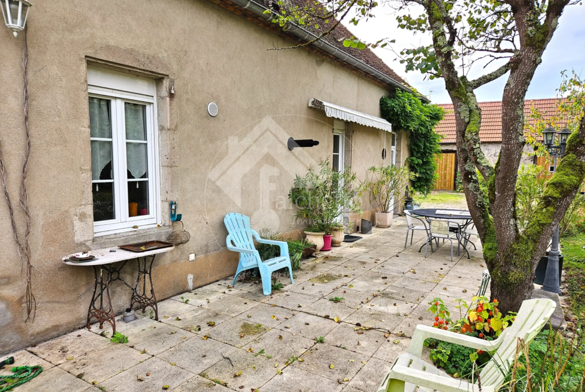 Maison de Plain-pied à Vaumas avec Terrain et Studio Indépendant 