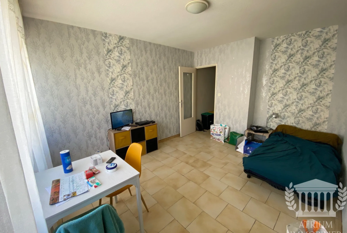 Studio à Nîmes de 23 m2 - Vente occupée 