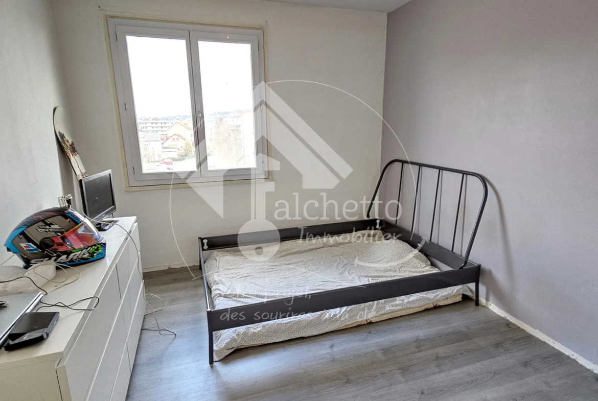 Appartement T4 à Vichy avec cave et parking à vendre 