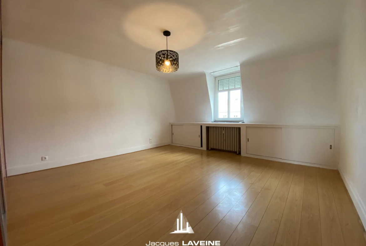 À Vendre: Appartement 5 Pièces de 130 m² à Metz, Proche Gare 