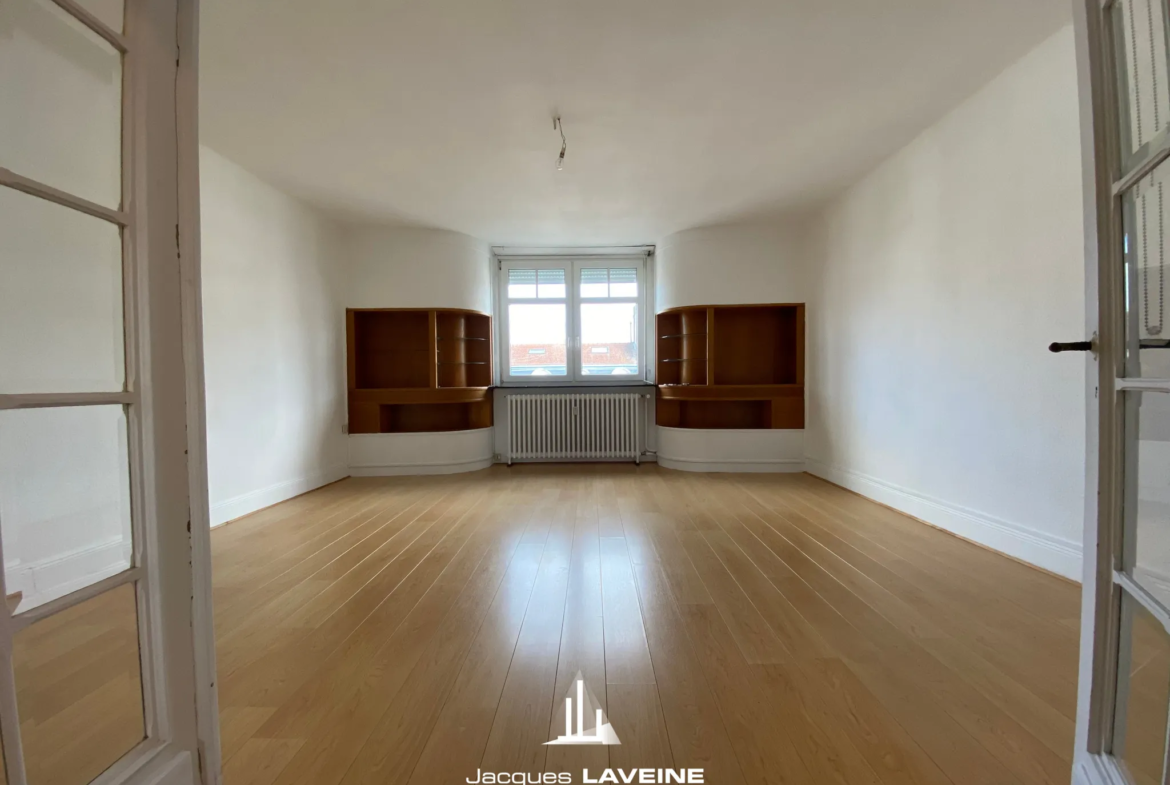 À Vendre: Appartement 5 Pièces de 130 m² à Metz, Proche Gare 