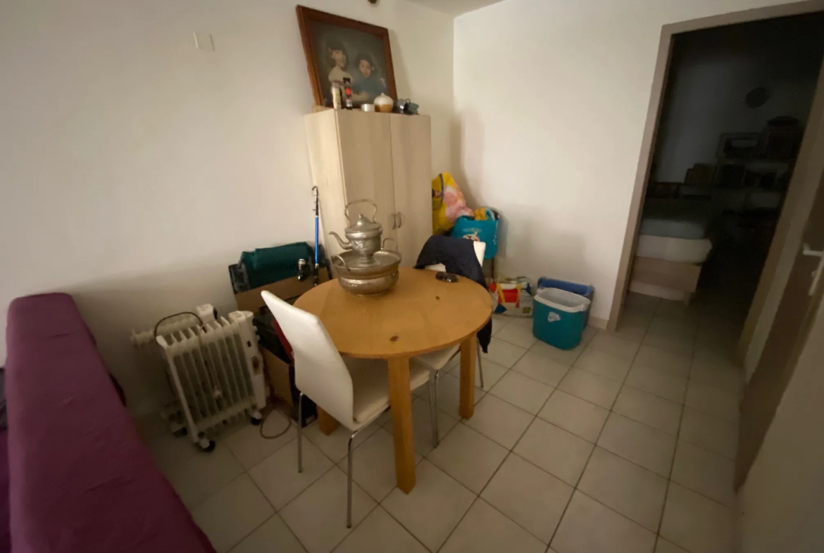 À vendre : Appartement T2 de 42 m² au cœur de Nîmes 