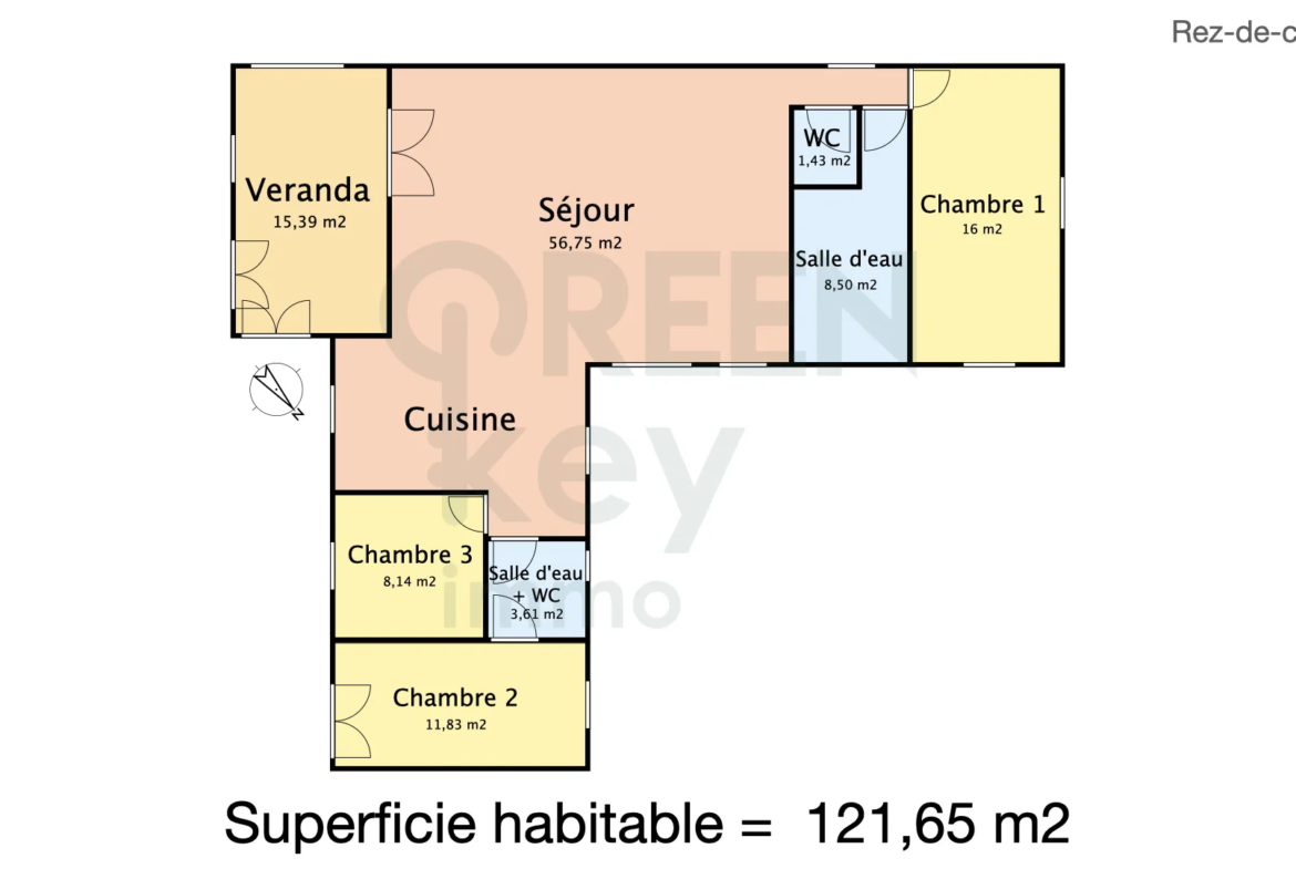 Maison de 4 pièces à Charny-Orée-de-Puisaye, 121 m² sur 4142 m² de terrain 