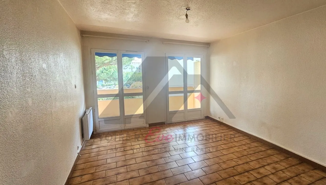 Appartement T2 à Port Fréjus - Opportunité à saisir 