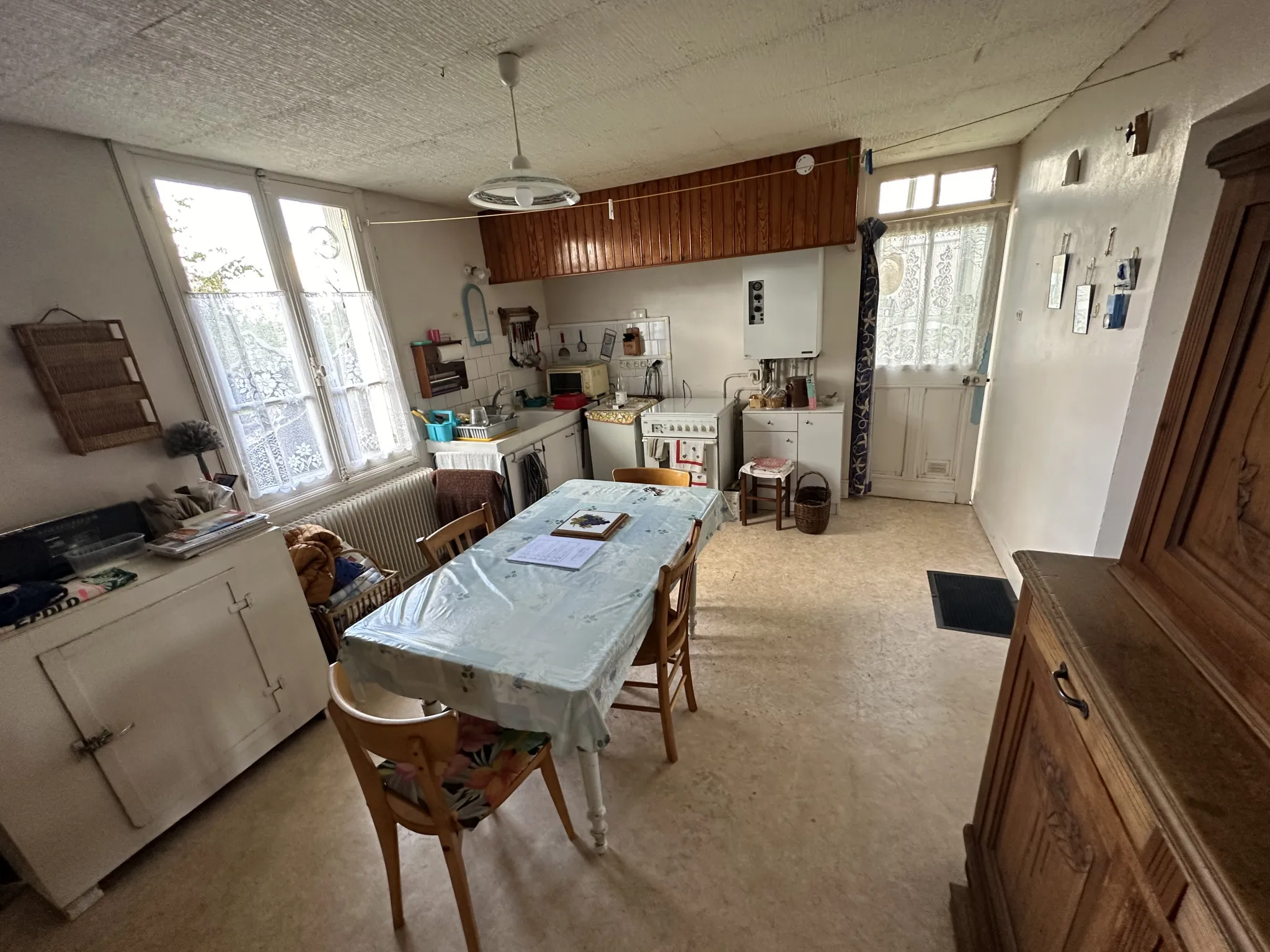 Maison à rénover avec 3325 m² de terrain à Bellerive-sur-Allier 